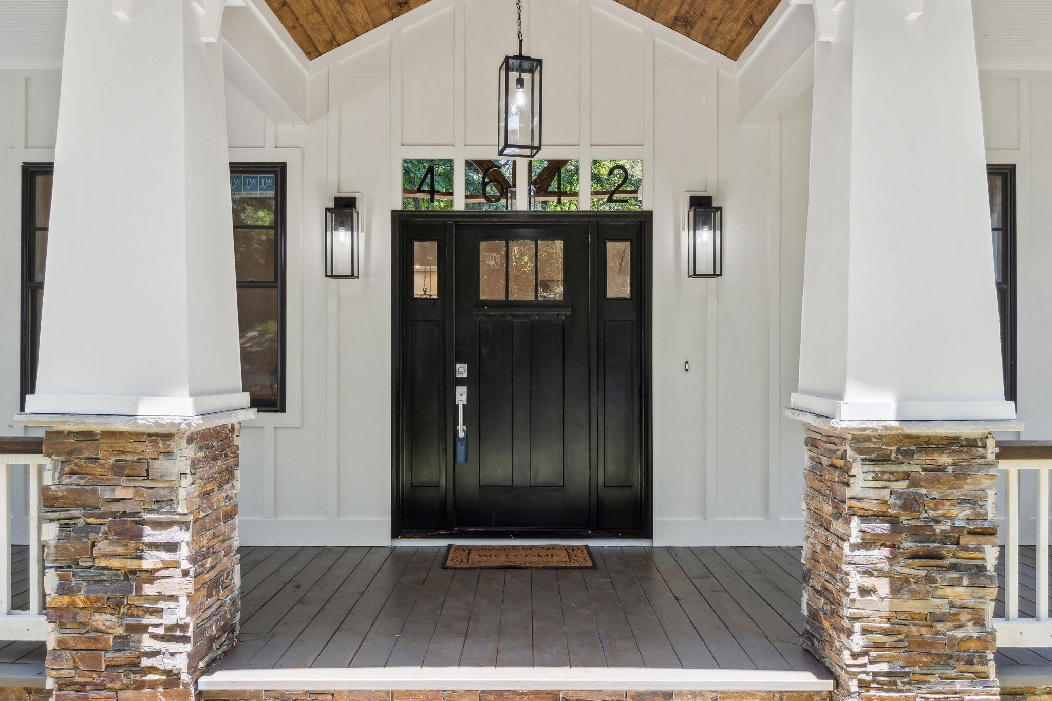 Front Entry Detail