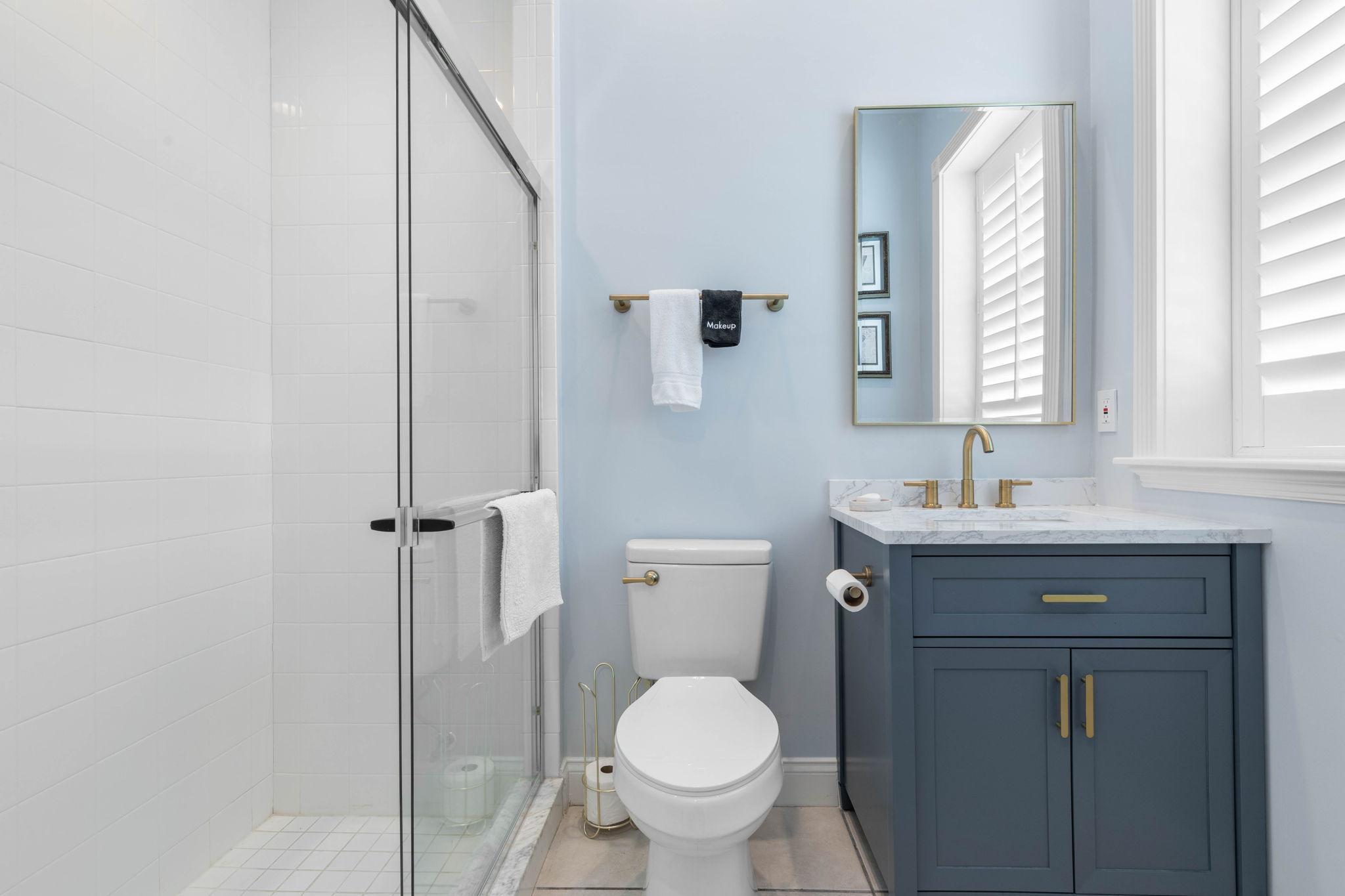 Guest Bathroom 4/Casita