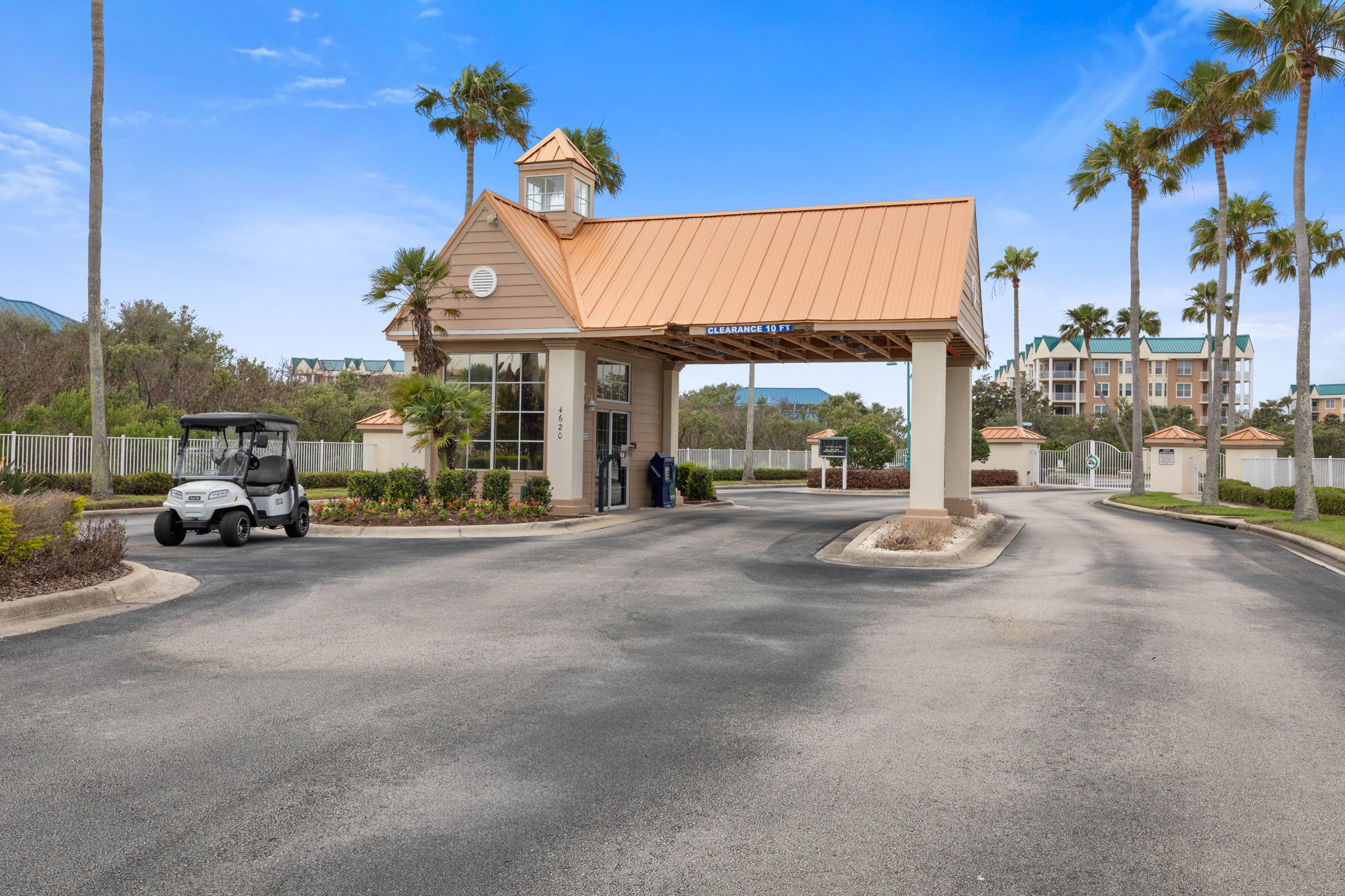 Harbour Village Golf & Yacht Club