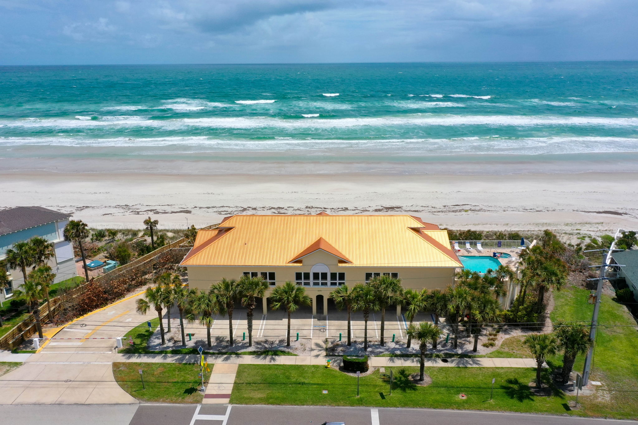 Beach Clubhouse and Pool