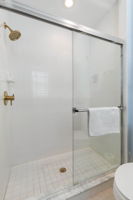 Guest Bathroom 4/Casita