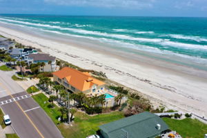Beach Clubhouse and Pool