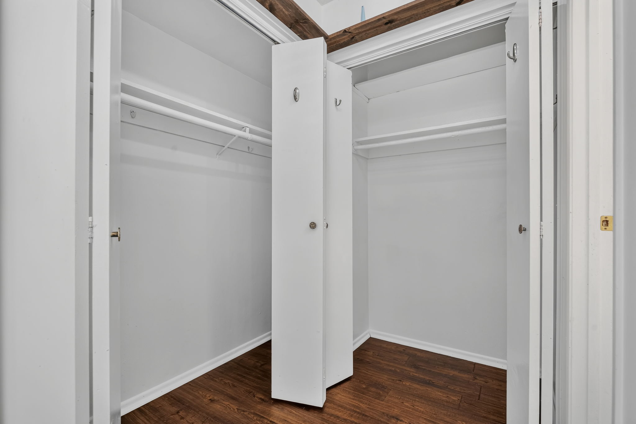 22-Primary Closet