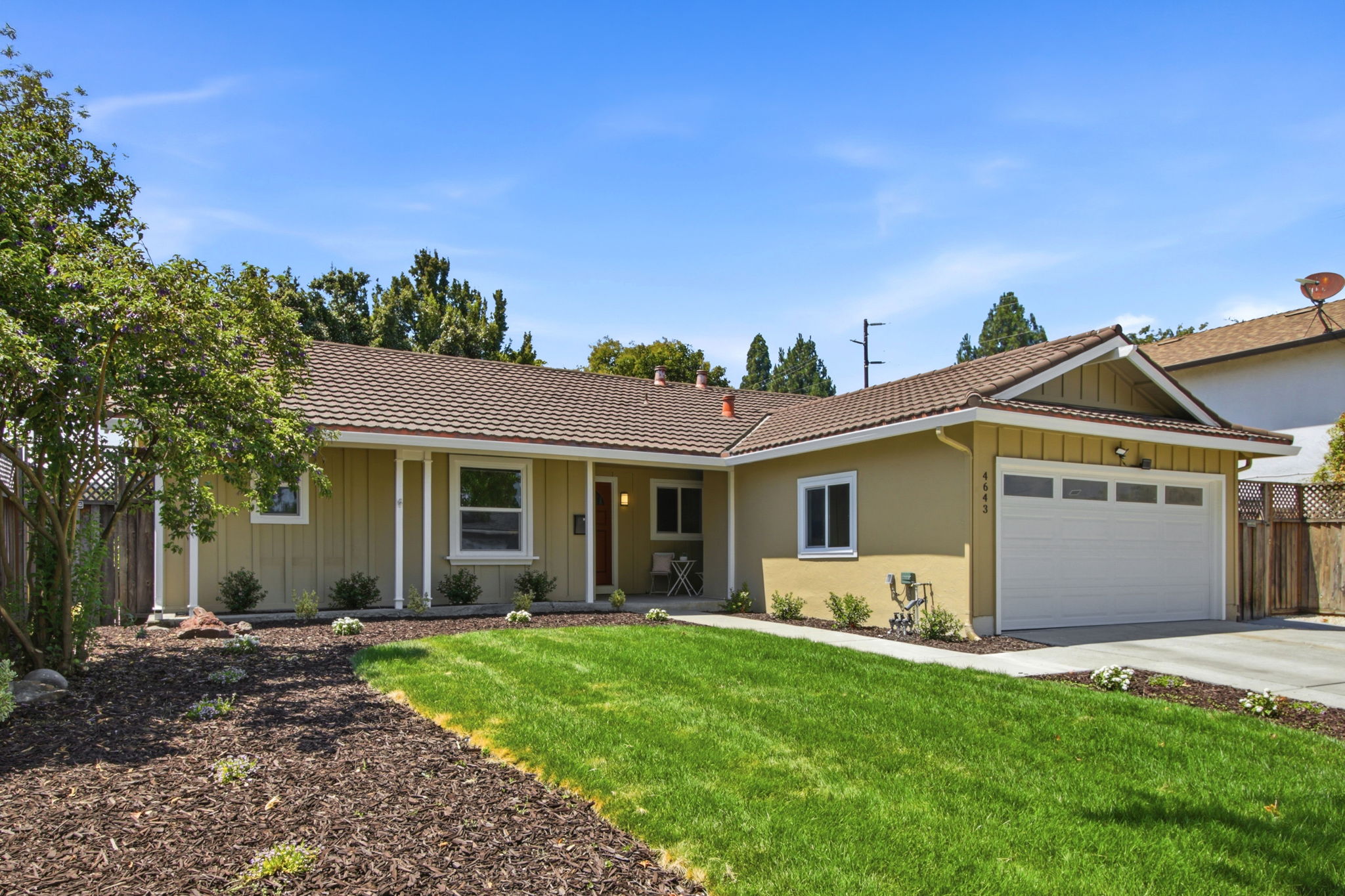 003_F8_4643 Glenmont Dr