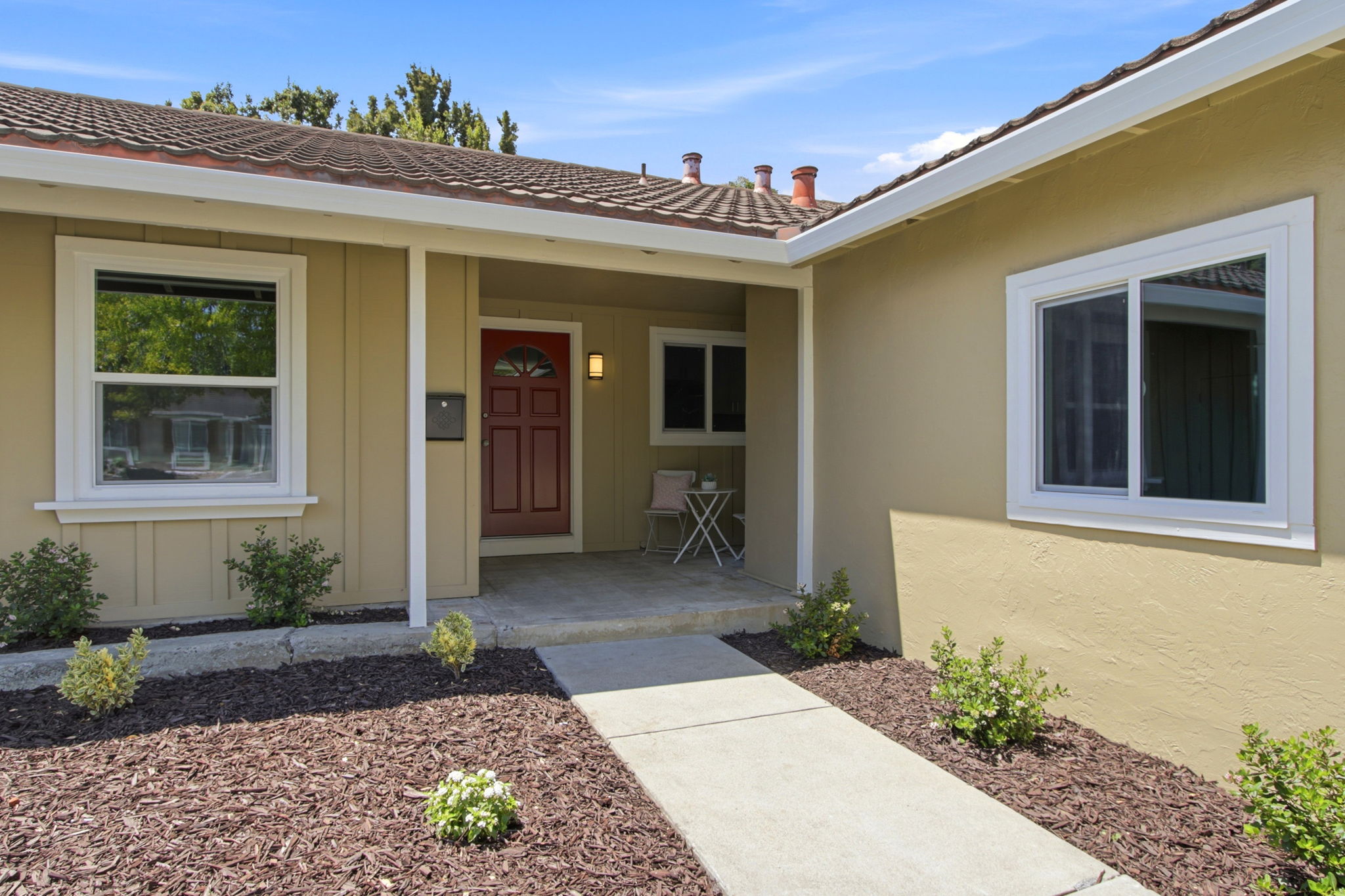 004_F8_4643 Glenmont Dr