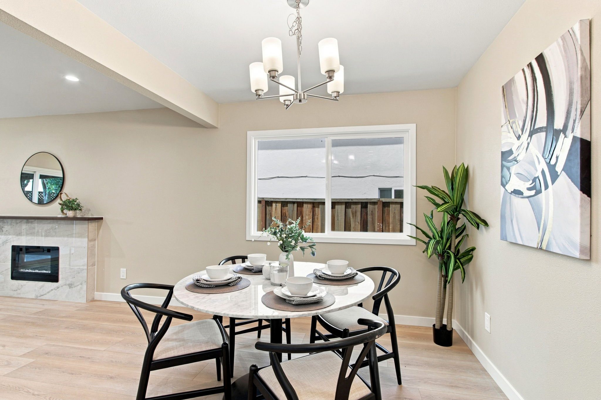017_F8_4643 Glenmont Dr