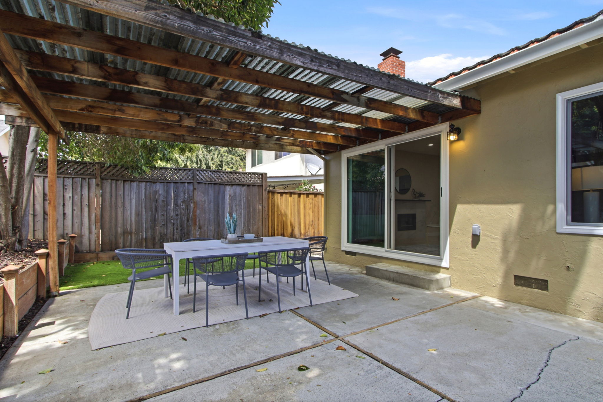 035_F8_4643 Glenmont Dr