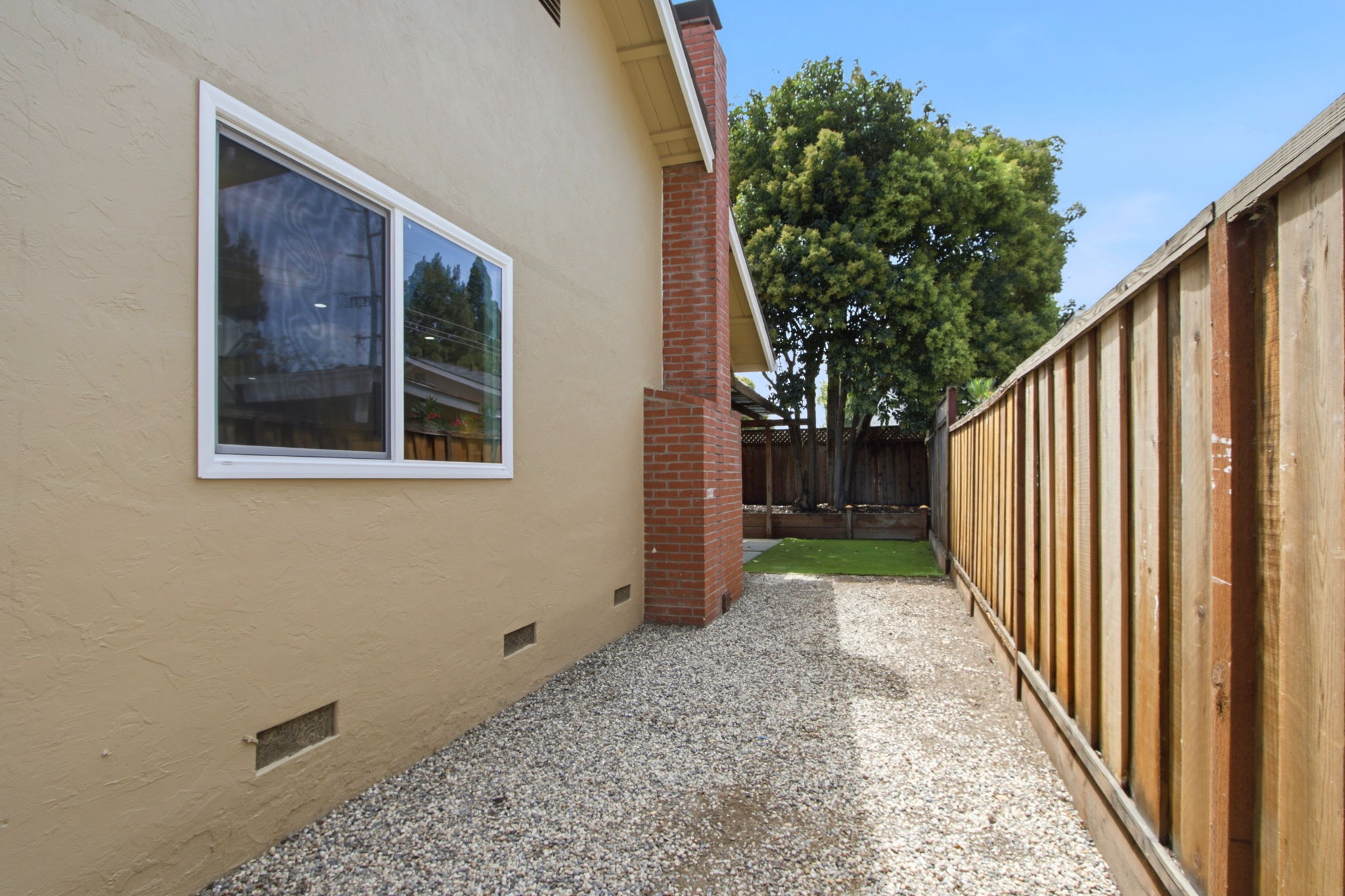 038_F8_4643 Glenmont Dr
