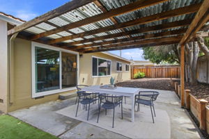 034_F8_4643 Glenmont Dr