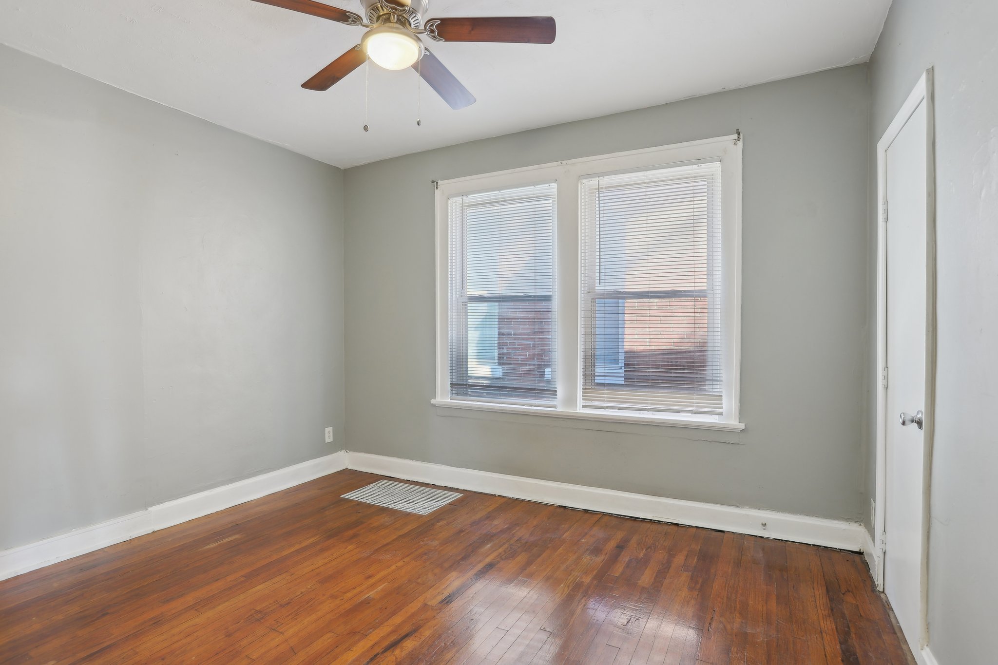 Minnesota Ave-012.jpg