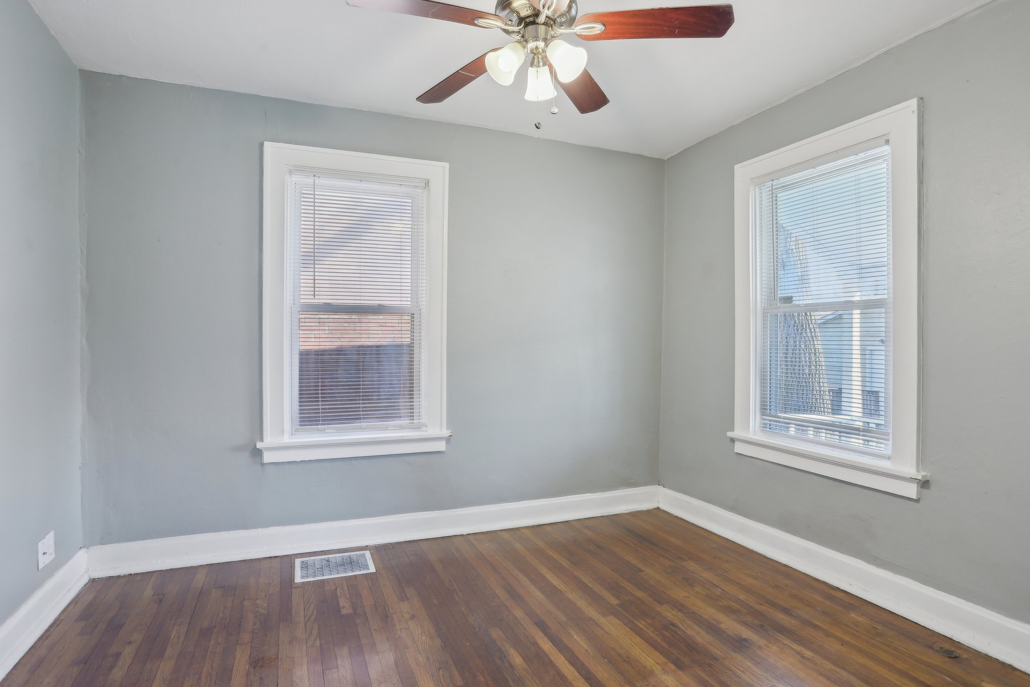 Minnesota Ave-014.jpg