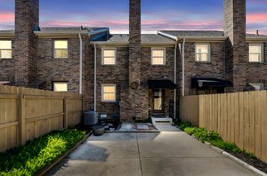 4644 NW Professional Plz (Exterior)-9 day to dusk.jpeg