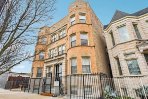 S Prairie Ave 2N-S2803-002.jpg