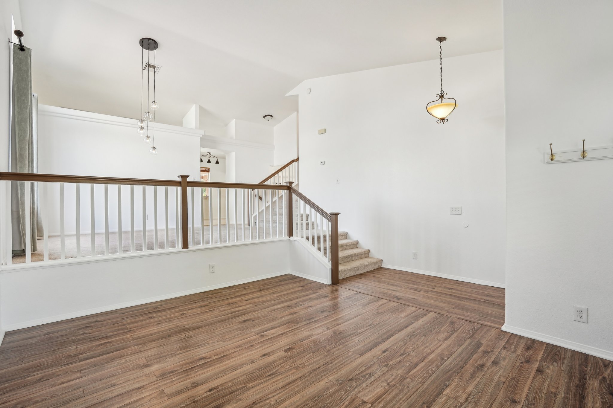 Starstone Ct-2804-015.jpg