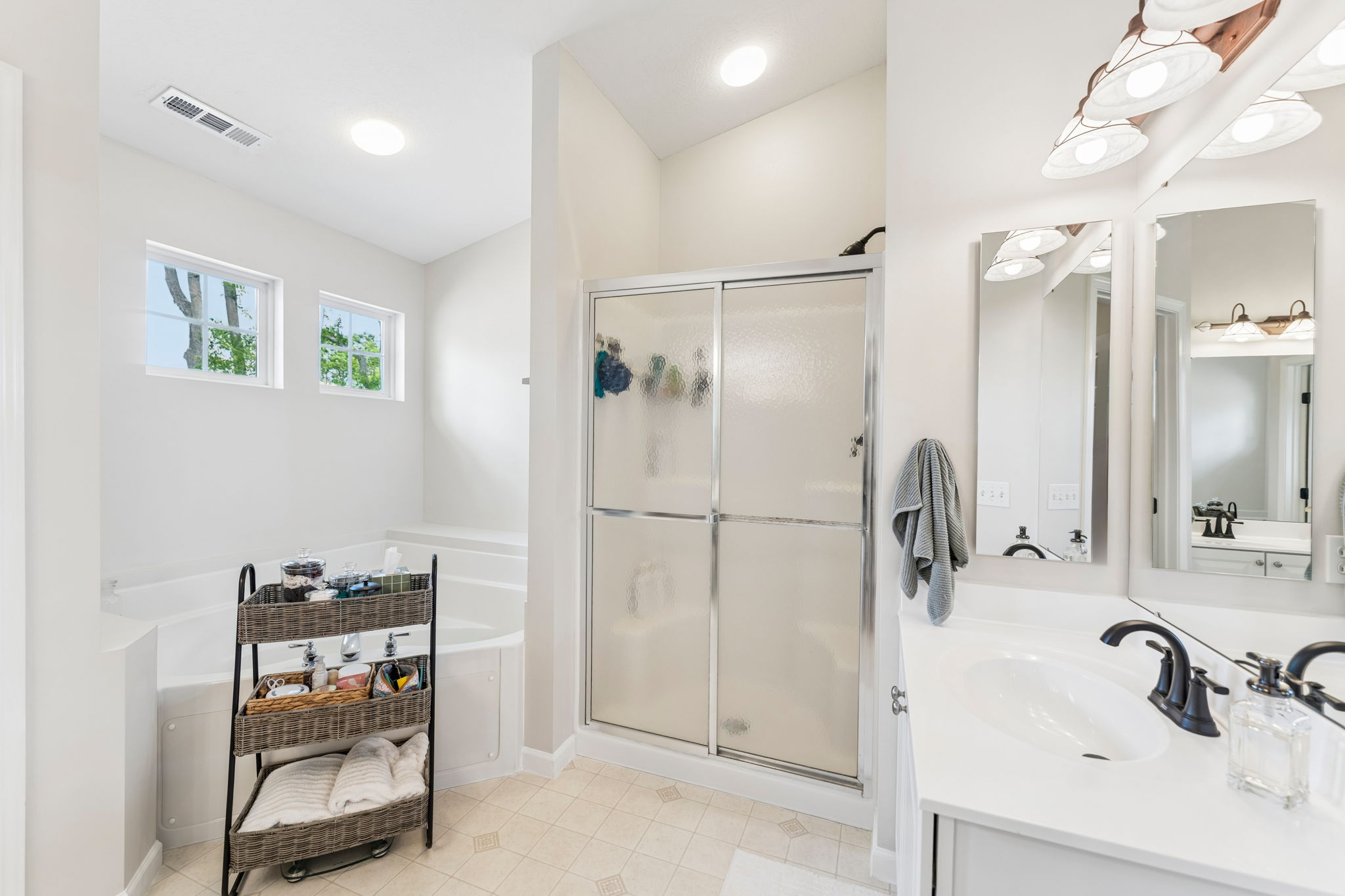 Remmington Ave-S0606-054