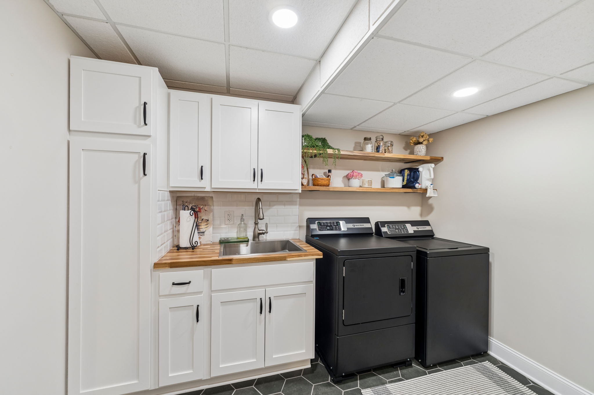 Remmington Ave-S0606-062