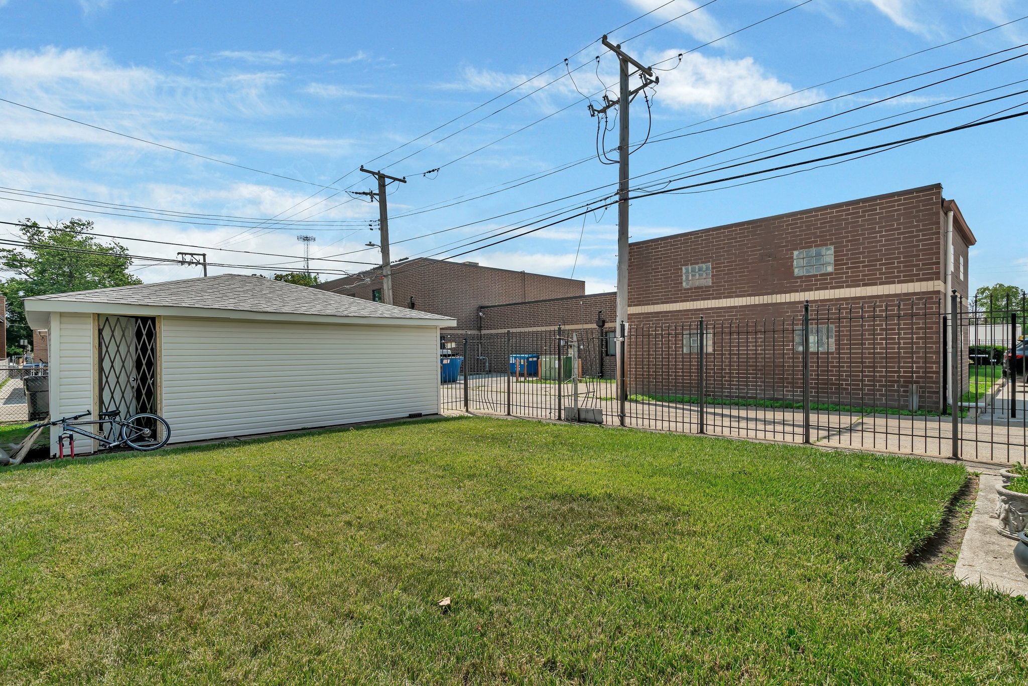  Photo 21