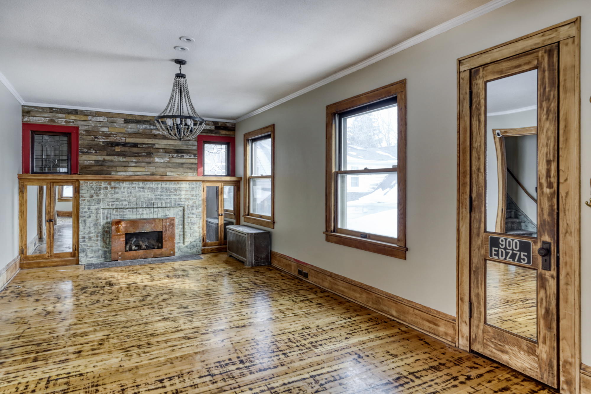 4645 Washburn Ave S, Minneapolis, MN 55410 Excalibur Portraits