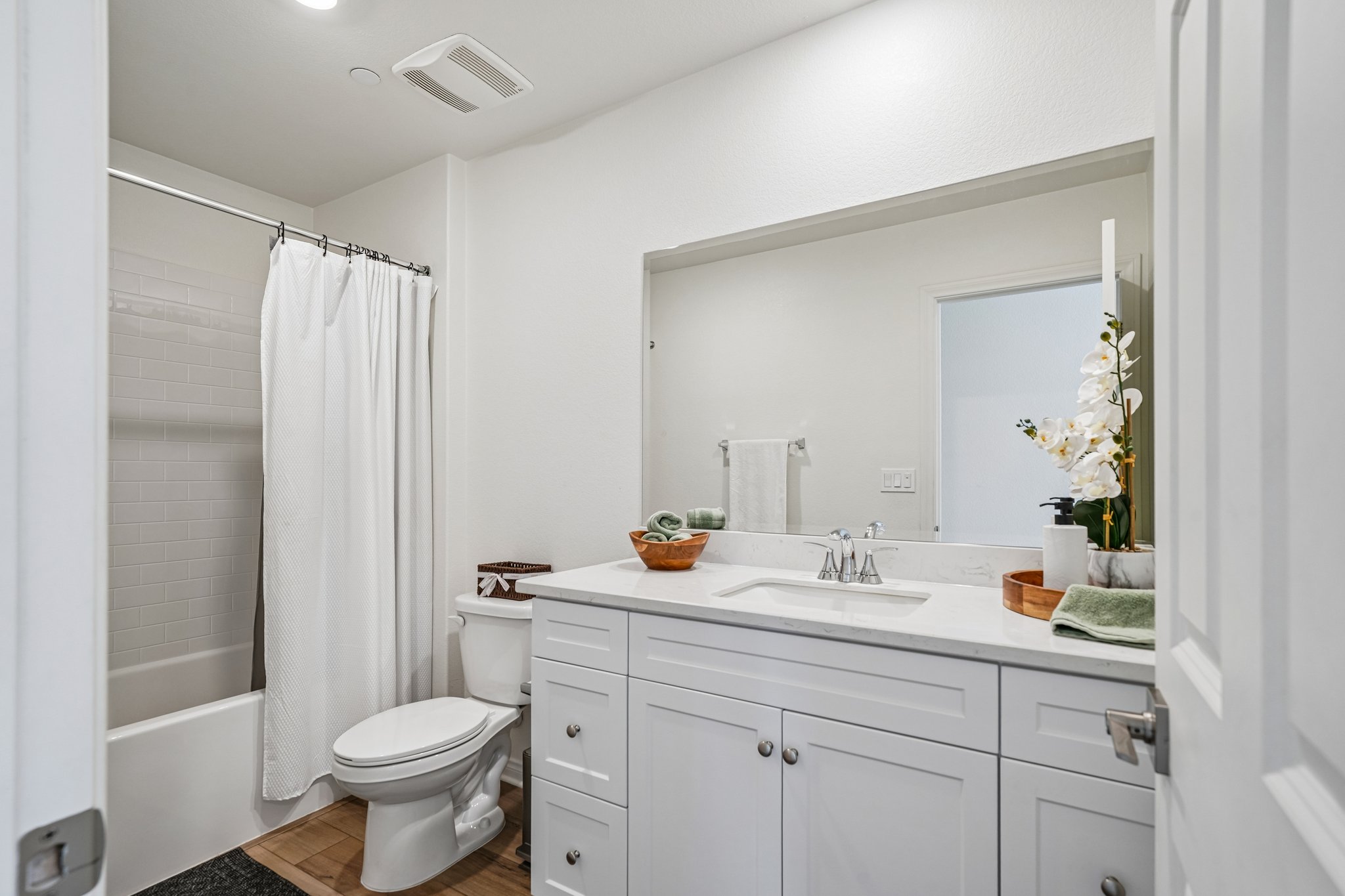 Florence Dr-S2409-030.jpg