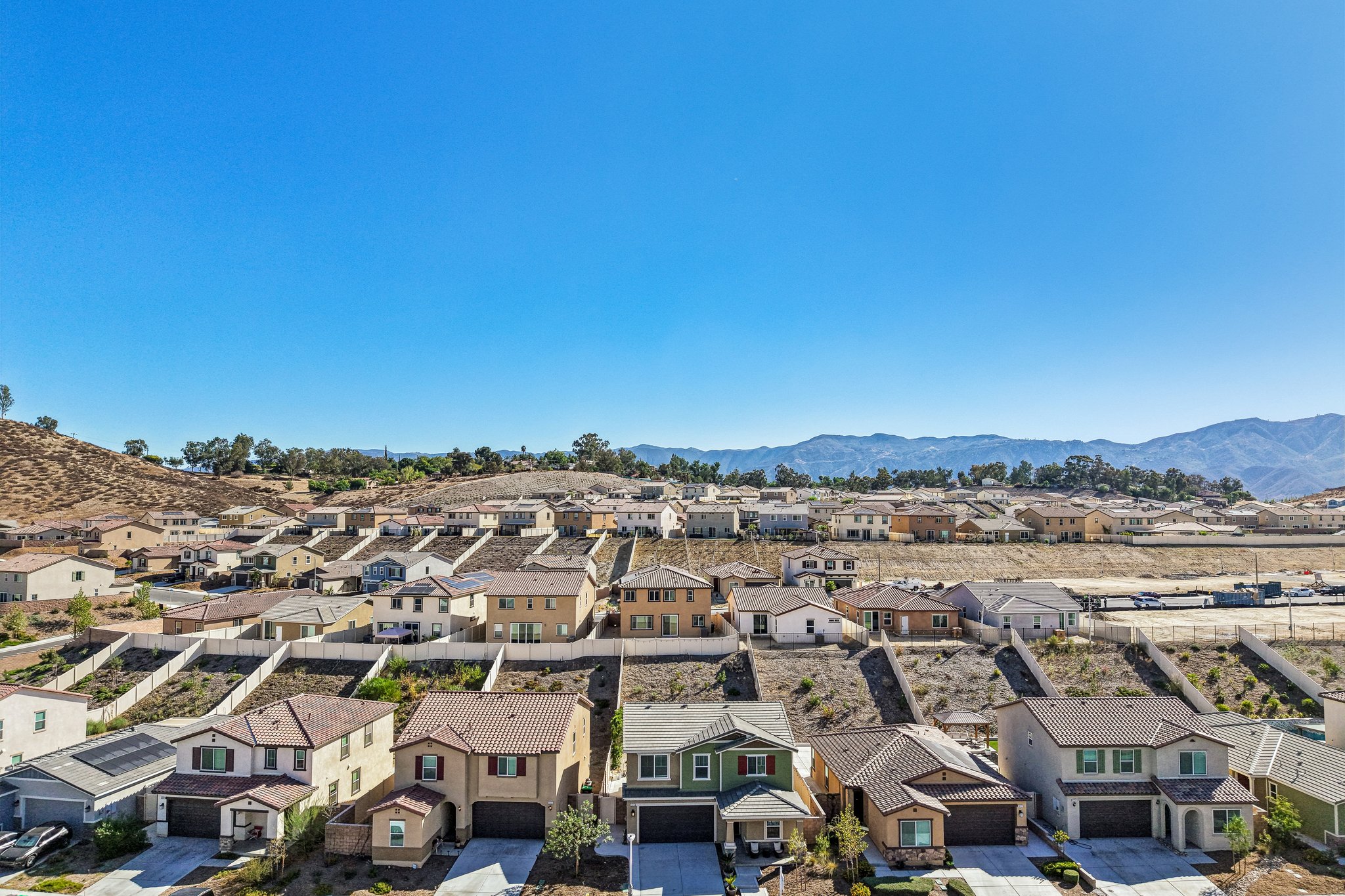 Florence Dr-S2409-062.jpg