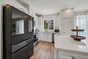 Florence Dr-S2409-019.jpg