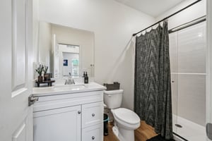 Florence Dr-S2409-025.jpg