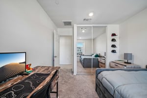 Florence Dr-S2409-035.jpg