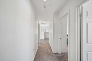 Florence Dr-S2409-038.jpg