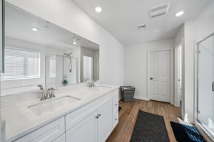 Florence Dr-S2409-047.jpg