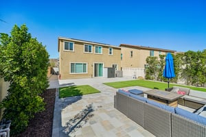 Florence Dr-S2409-056.jpg