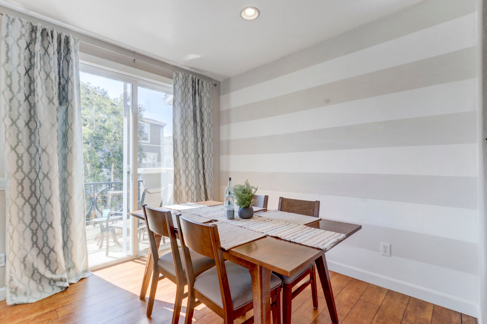 4647 Central Plaza, San Diego, CA 92123, USA Photo 14