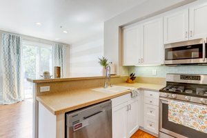 4647 Central Plaza, San Diego, CA 92123, USA Photo 17