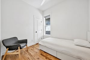 Josephine St-S3004-041.jpg