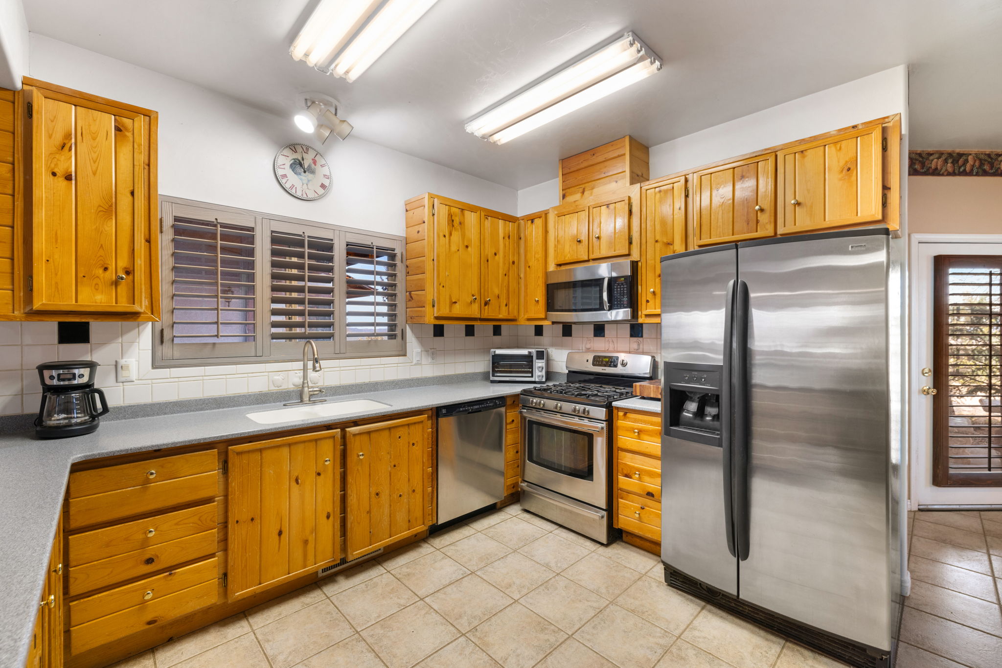 Kitchen (2)