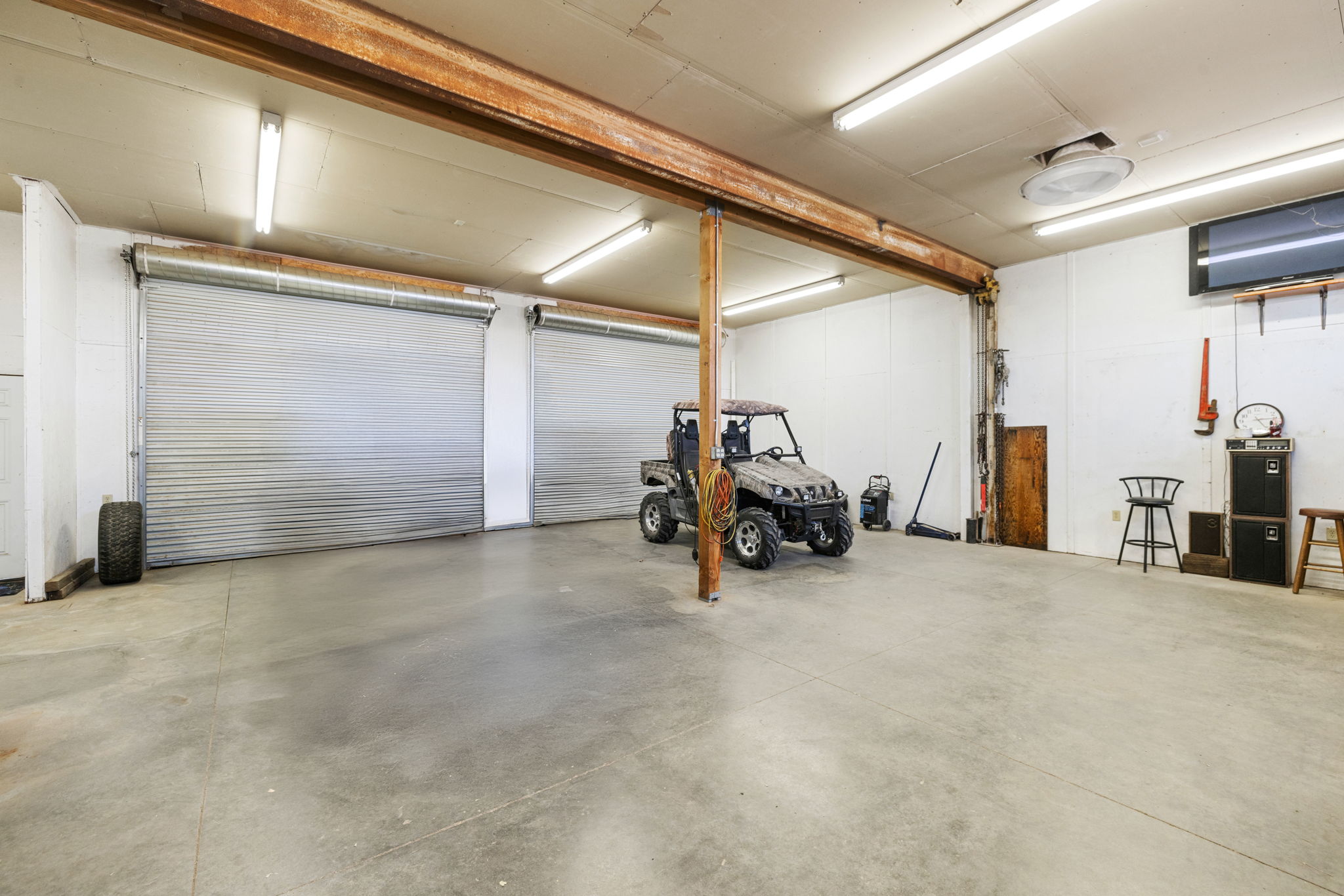 Detached Garage