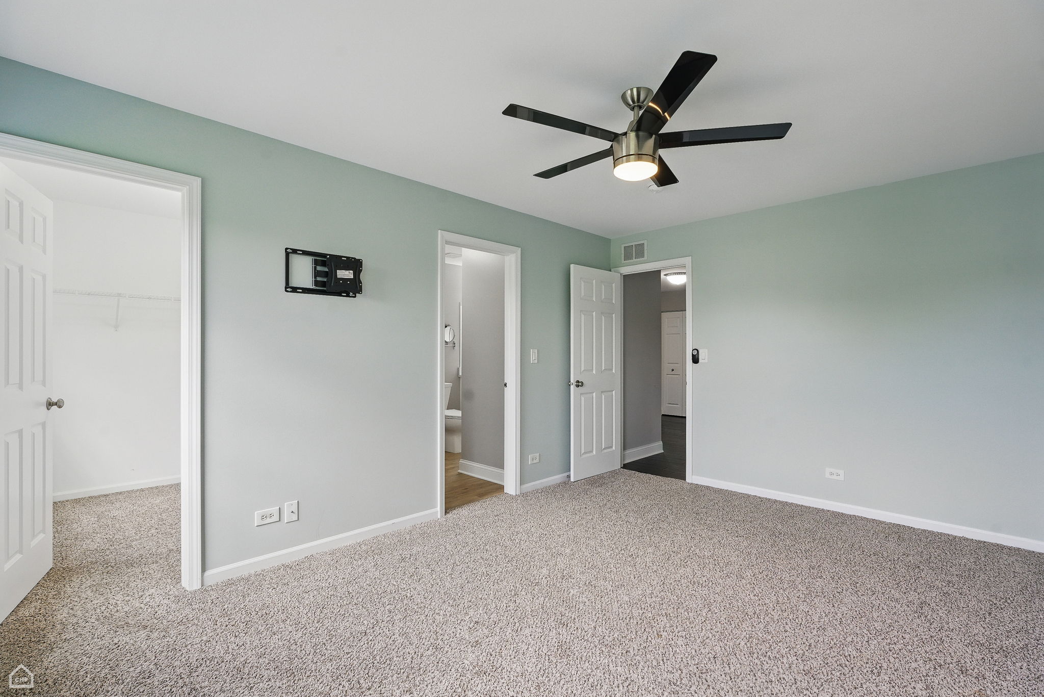 465 Blue Heron Cir_026