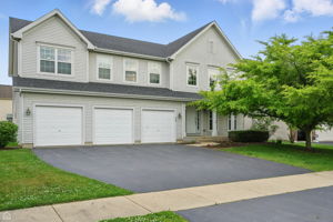 465 Blue Heron Cir_001