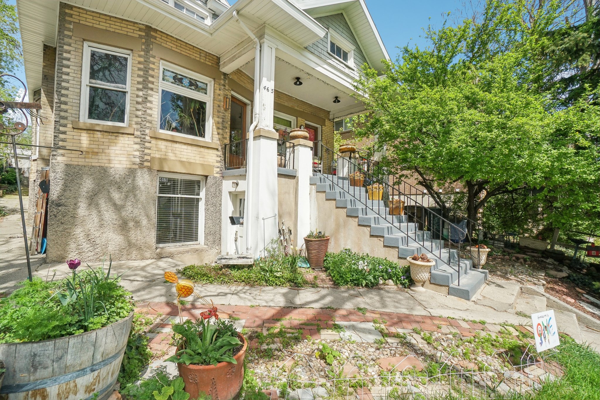 E 6th Ave-2504-003.jpg