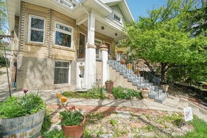 E 6th Ave-2504-003.jpg