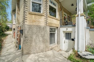 E 6th Ave-2504-004.jpg