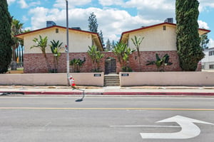E Bradley Ave unit 3-S2105-002.jpg