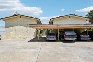 E Bradley Ave unit 3-S2105-030.jpg