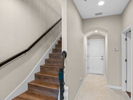 Foyer/Stairway