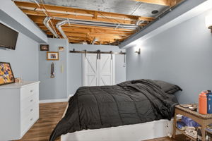  Photo 47