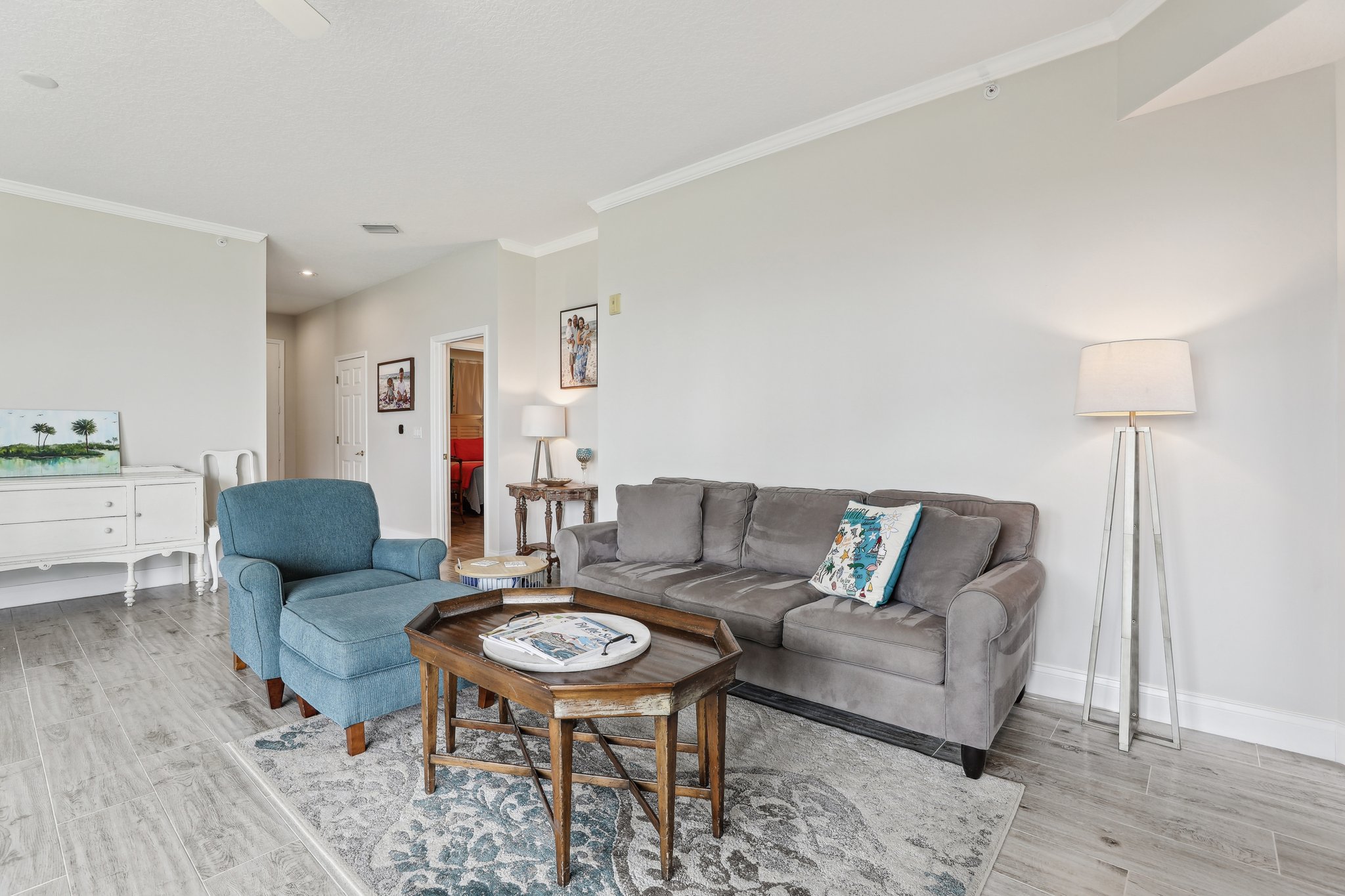 Links Village Dr B103-3005-009.jpg