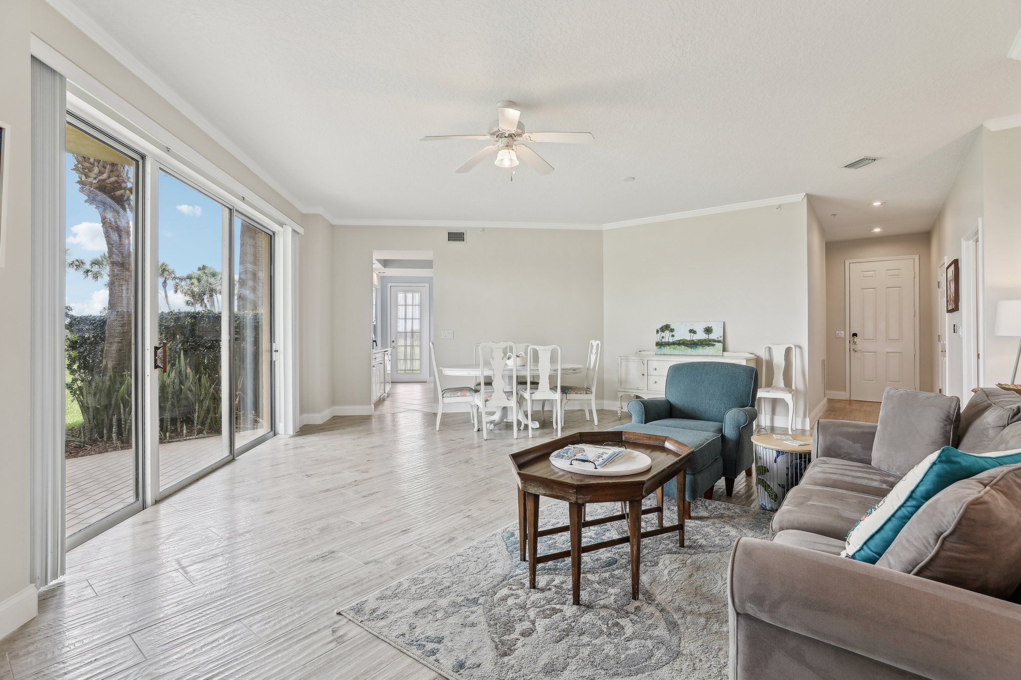 Links Village Dr B103-3005-011.jpg