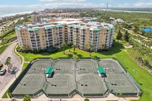 Links Village Dr B103-3005-918.jpg