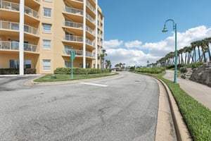 Links Village Dr B103-3005-003.jpg
