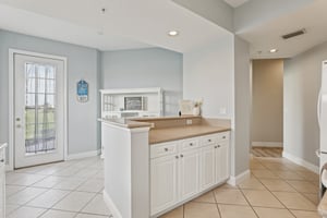 Links Village Dr B103-3005-019.jpg