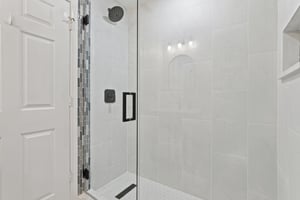 Links Village Dr B103-3005-025.jpg